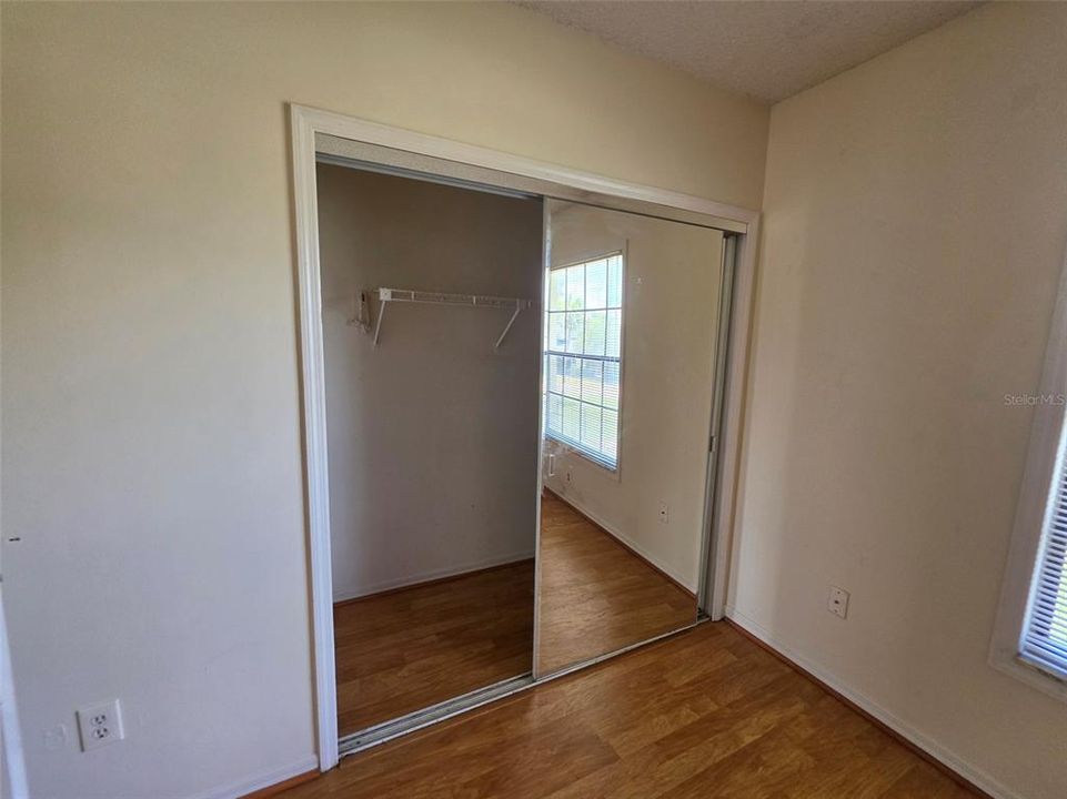 На продажу: $185,000 (2 спален, 2 ванн, 1031 Квадратных фут)