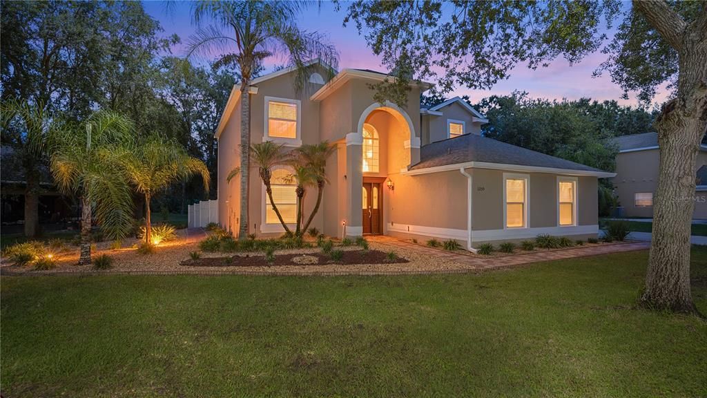 For Sale: $480,000 (4 beds, 2 baths, 2496 Square Feet)