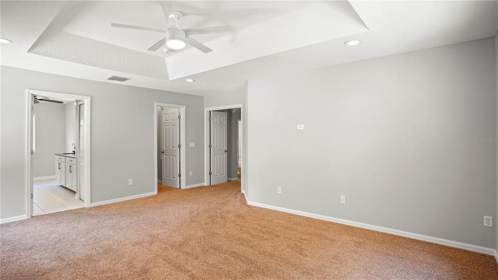 For Sale: $480,000 (4 beds, 2 baths, 2496 Square Feet)