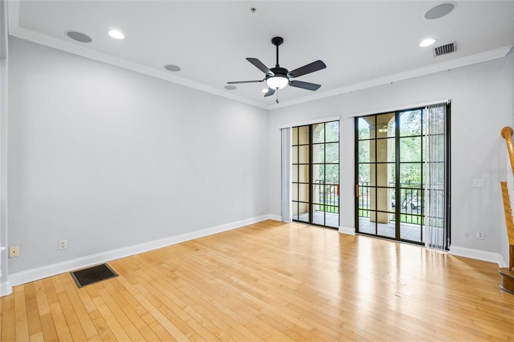 For Sale: $610,000 (2 beds, 2 baths, 1745 Square Feet)