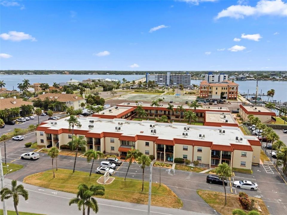 En Venta: $163,900 (1 camas, 1 baños, 645 Pies cuadrados)