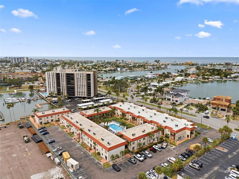 En Venta: $163,900 (1 camas, 1 baños, 645 Pies cuadrados)