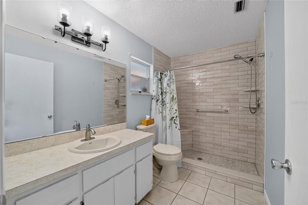 For Sale: $181,900 (2 beds, 2 baths, 1534 Square Feet)