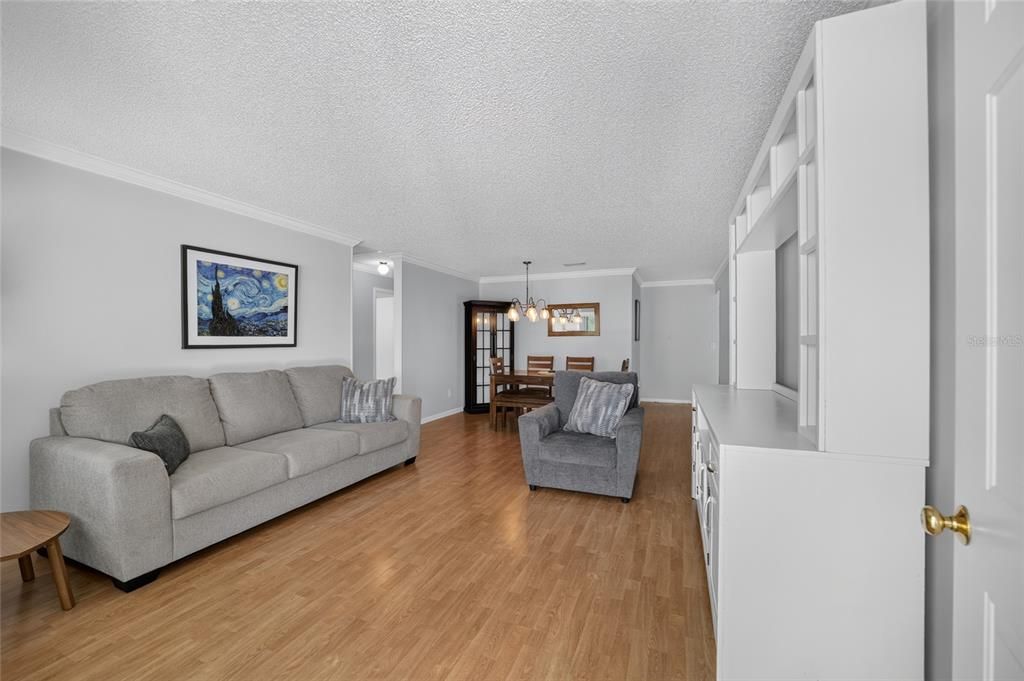 For Sale: $181,900 (2 beds, 2 baths, 1534 Square Feet)