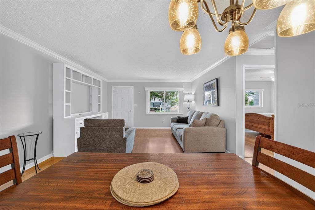 For Sale: $181,900 (2 beds, 2 baths, 1534 Square Feet)