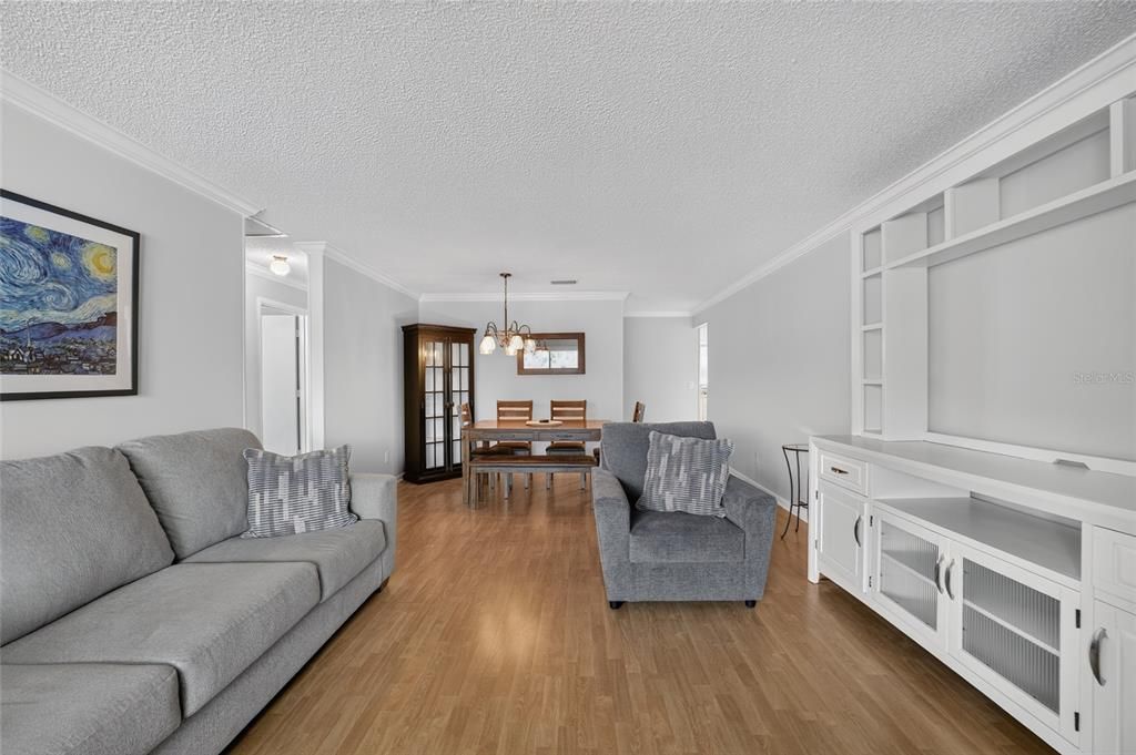 For Sale: $181,900 (2 beds, 2 baths, 1534 Square Feet)