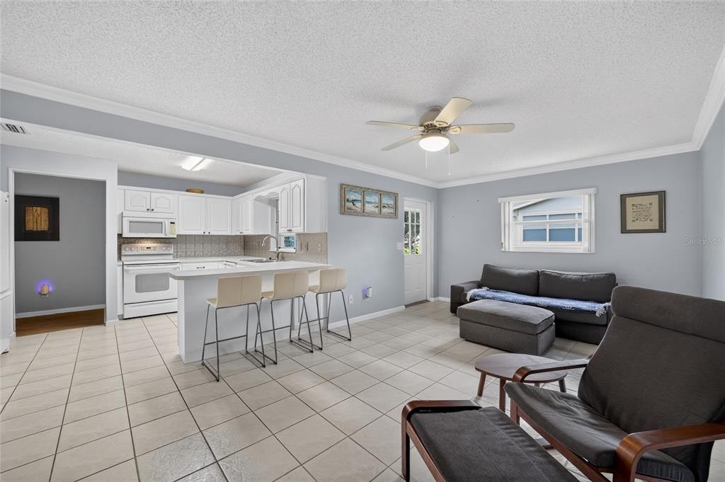 For Sale: $181,900 (2 beds, 2 baths, 1534 Square Feet)