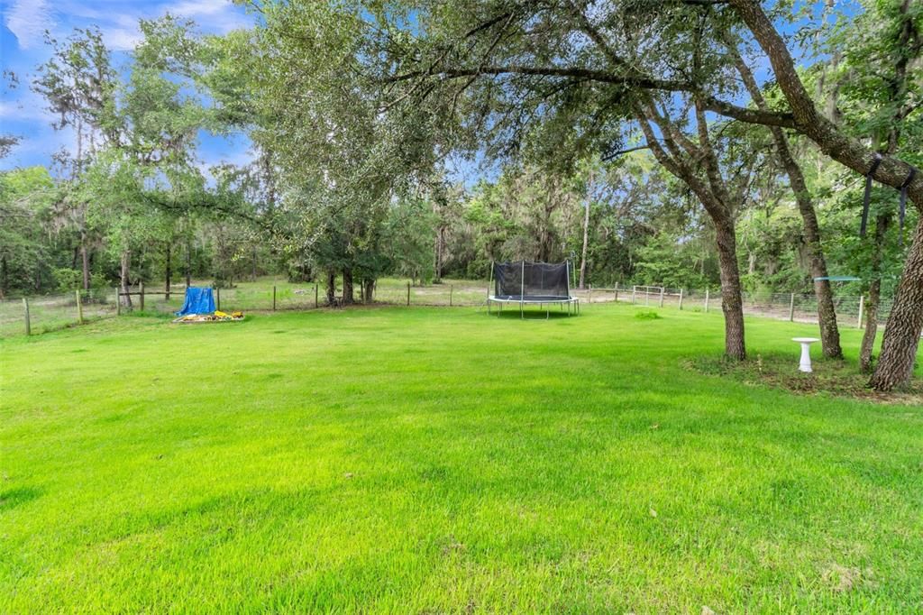 En Venta: $605,000 (4 camas, 3 baños, 2065 Pies cuadrados)