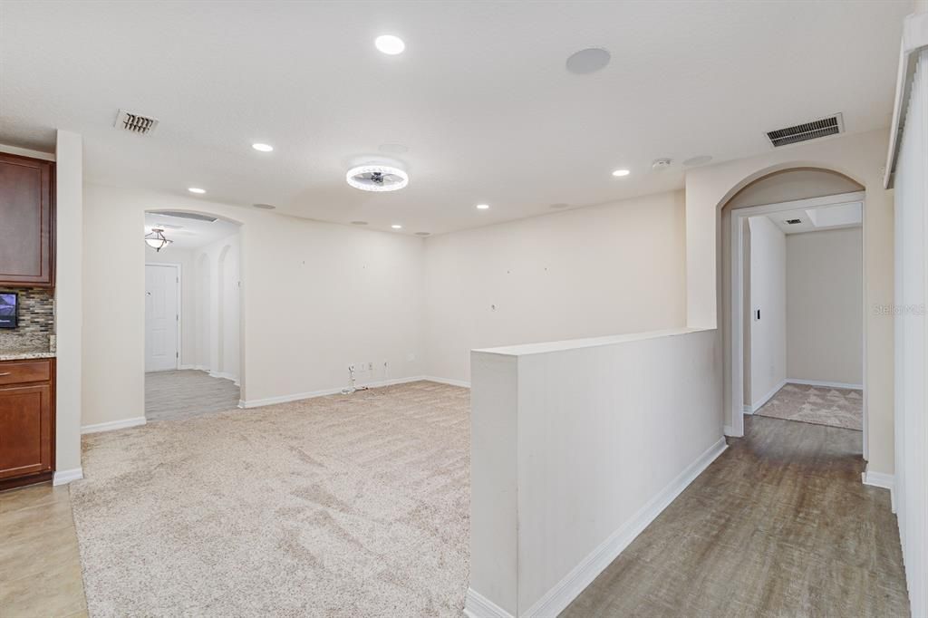 En Venta: $399,000 (3 camas, 2 baños, 1711 Pies cuadrados)