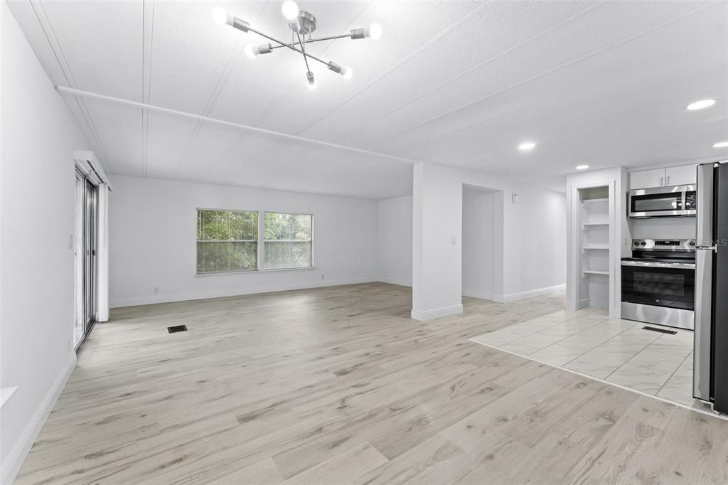En Venta: $219,900 (2 camas, 2 baños, 966 Pies cuadrados)