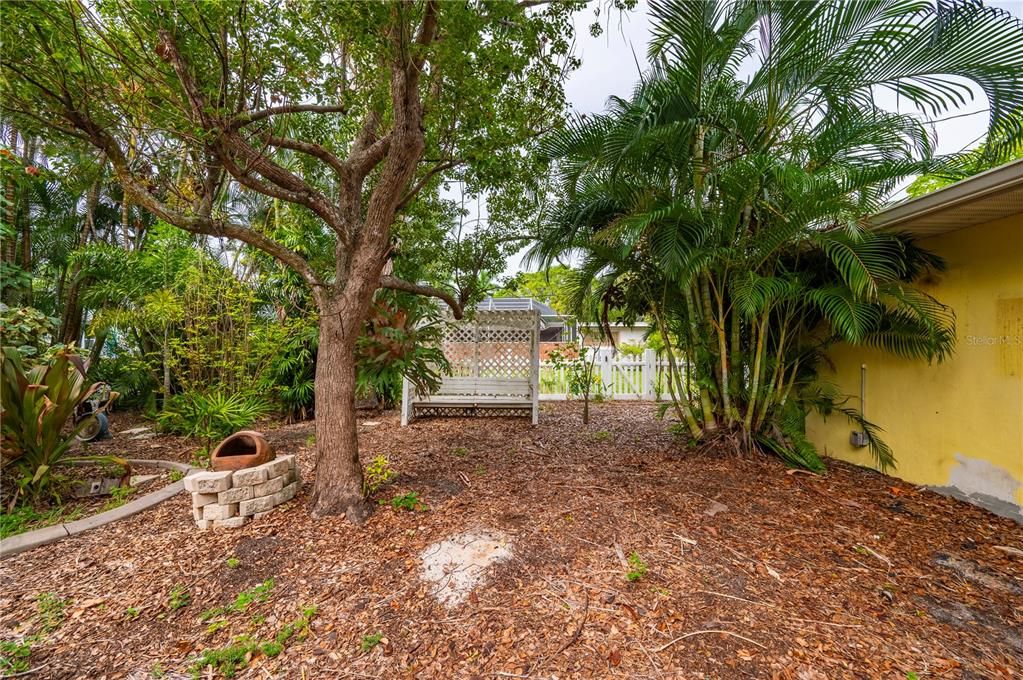 En Venta: $339,000 (4 camas, 2 baños, 1774 Pies cuadrados)