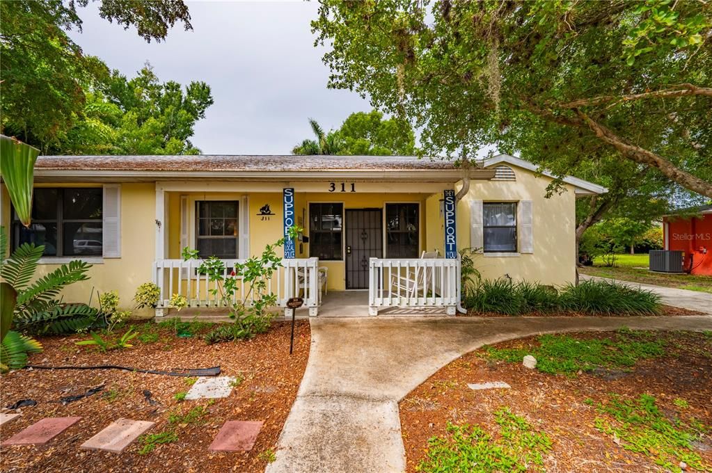 En Venta: $339,000 (4 camas, 2 baños, 1774 Pies cuadrados)