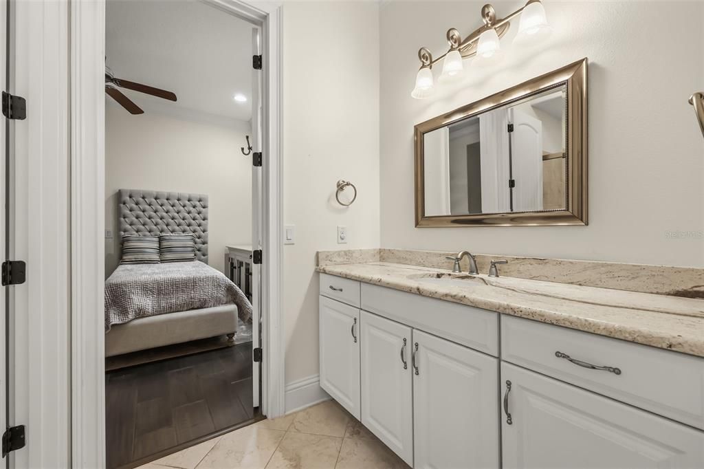En Venta: $1,595,000 (4 camas, 3 baños, 3166 Pies cuadrados)