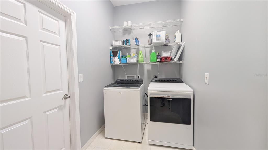 For Sale: $475,000 (4 beds, 2 baths, 2390 Square Feet)