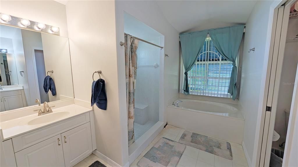 For Sale: $475,000 (4 beds, 2 baths, 2390 Square Feet)