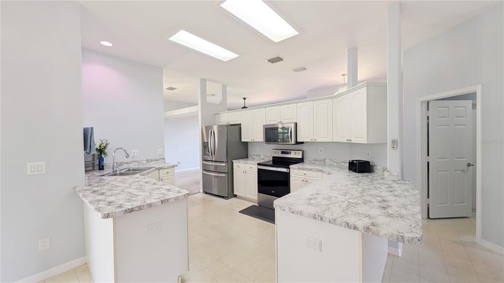 For Sale: $475,000 (4 beds, 2 baths, 2390 Square Feet)