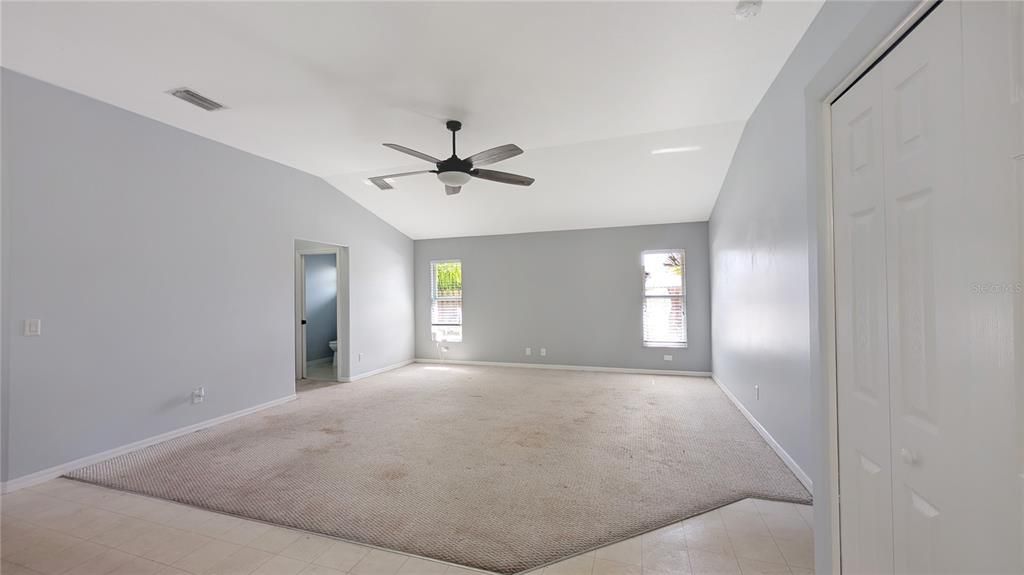 For Sale: $475,000 (4 beds, 2 baths, 2390 Square Feet)