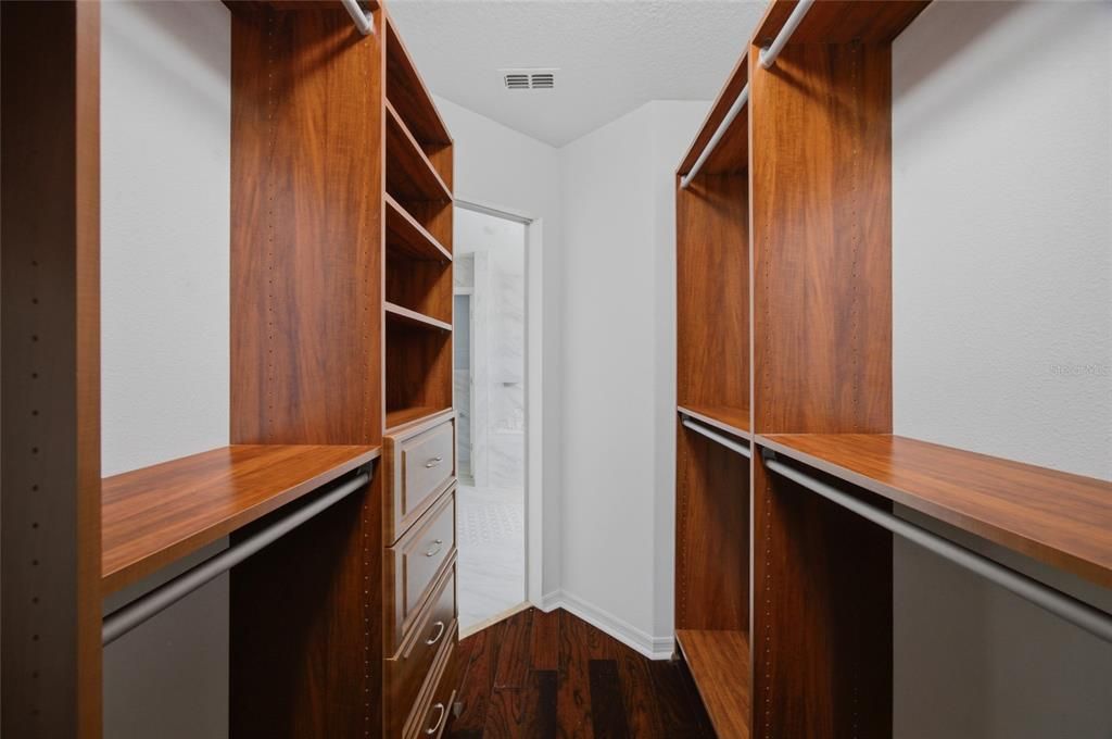 На продажу: $515,000 (4 спален, 2 ванн, 2502 Квадратных фут)