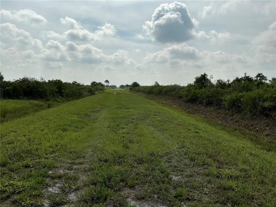 待售: $31,000 (1.50 acres)