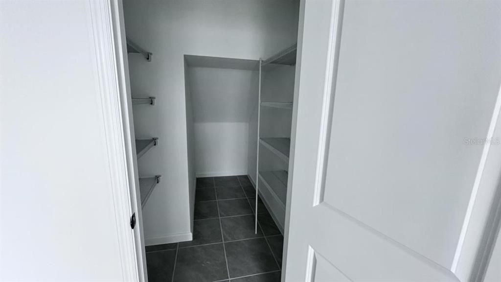На продажу: $349,900 (3 спален, 2 ванн, 1460 Квадратных фут)