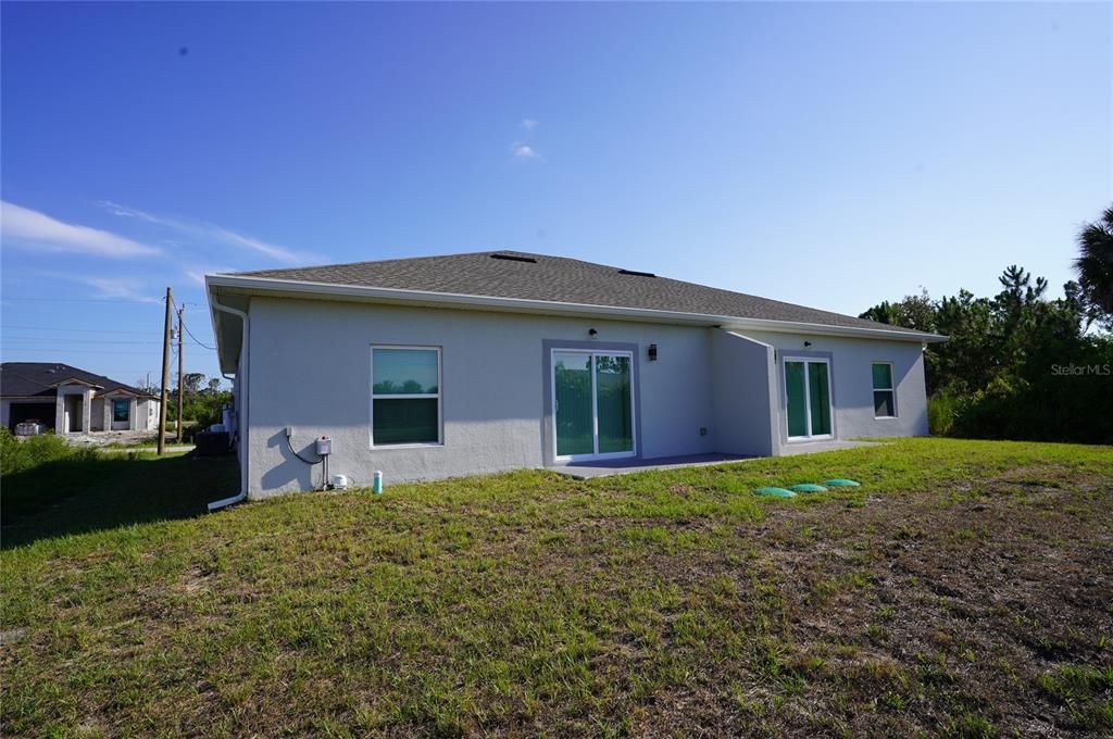 For Rent: $1,650 (3 beds, 2 baths, 1200 Square Feet)