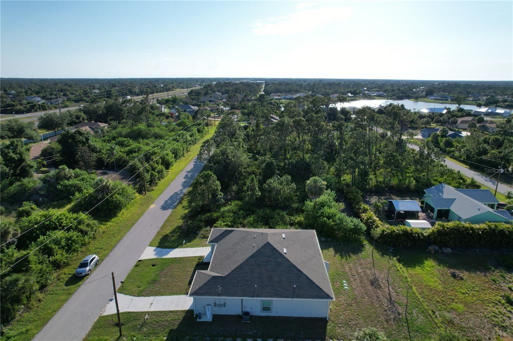 For Rent: $1,650 (3 beds, 2 baths, 1200 Square Feet)