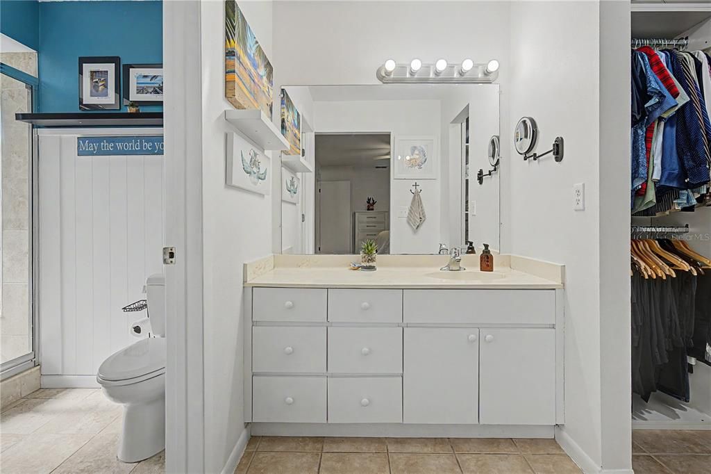 En Venta: $425,000 (2 camas, 2 baños, 1235 Pies cuadrados)