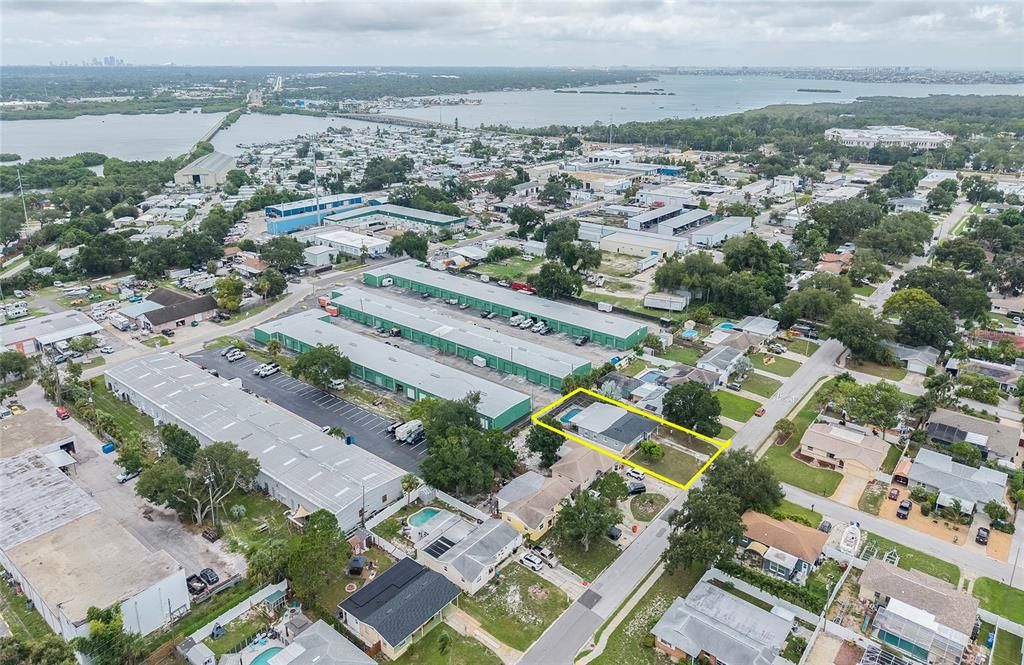 В аренду: $3,500 (4 спален, 3 ванн, 1732 Квадратных фут)