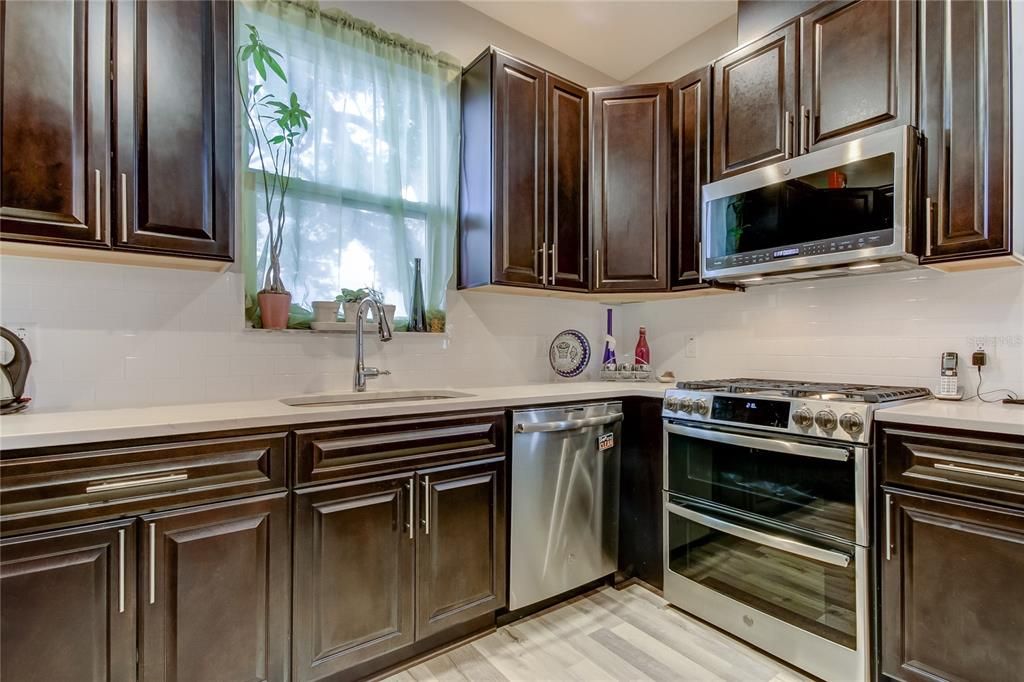 For Rent: $4,500 (4 beds, 3 baths, 2019 Square Feet)