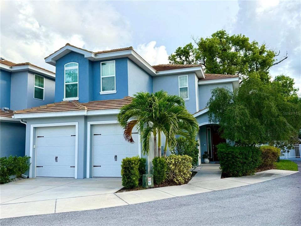 For Rent: $4,500 (4 beds, 3 baths, 2019 Square Feet)