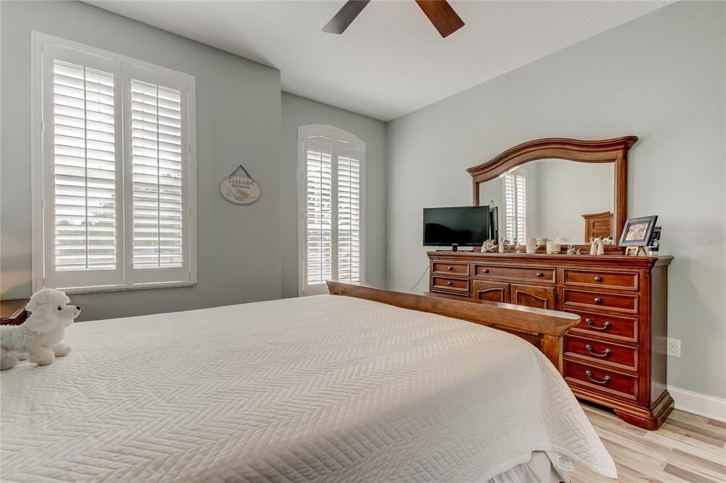 For Rent: $4,500 (4 beds, 3 baths, 2019 Square Feet)