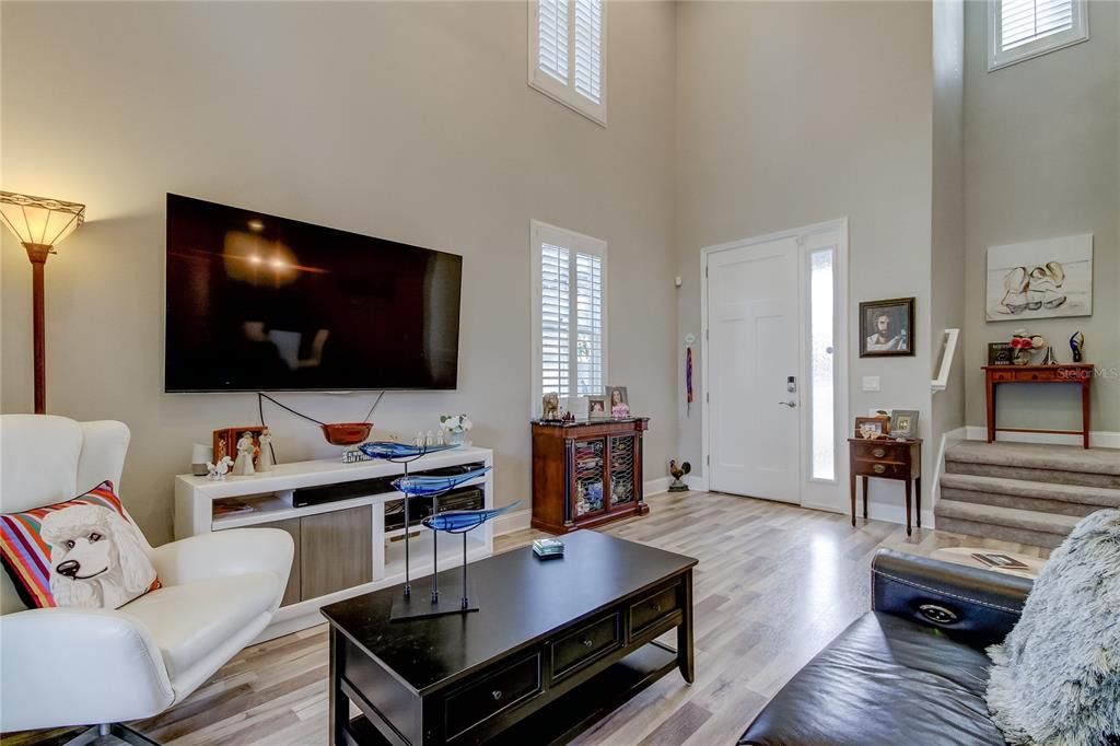 For Rent: $4,500 (4 beds, 3 baths, 2019 Square Feet)