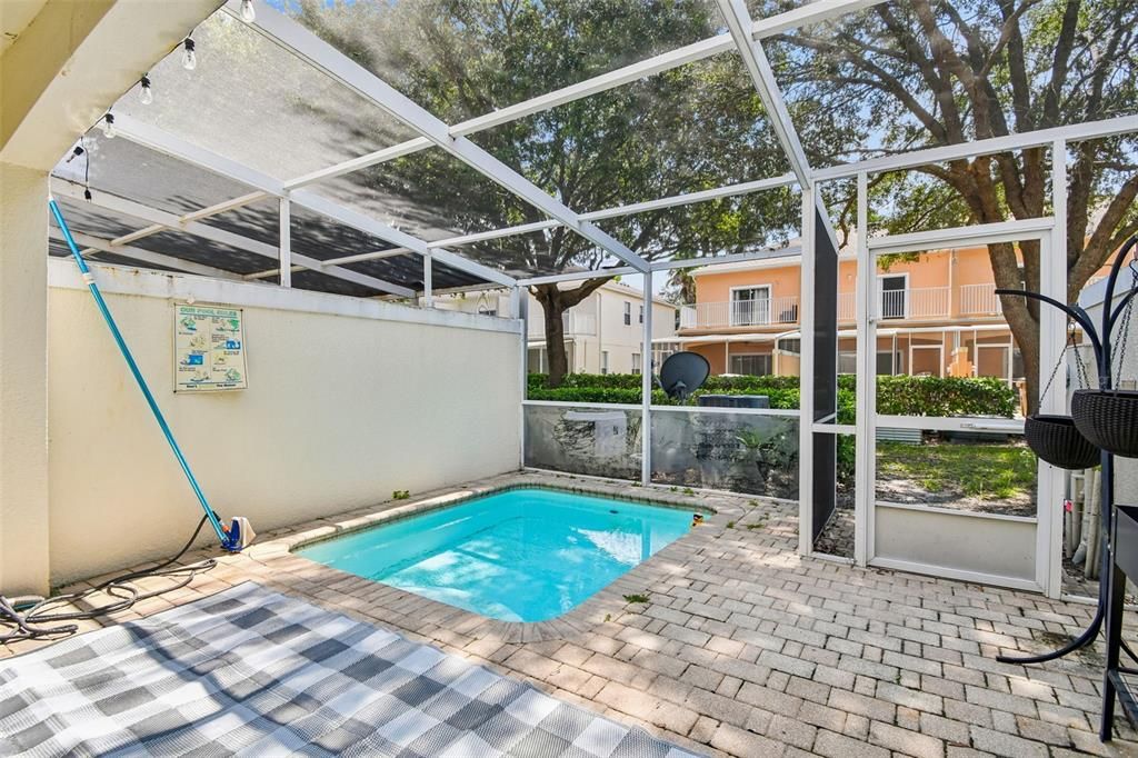 En Venta: $270,000 (3 camas, 3 baños, 1494 Pies cuadrados)