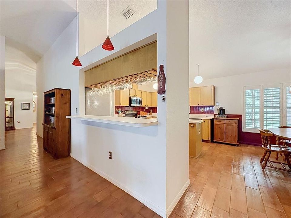 En Venta: $820,000 (6 camas, 3 baños, 4026 Pies cuadrados)