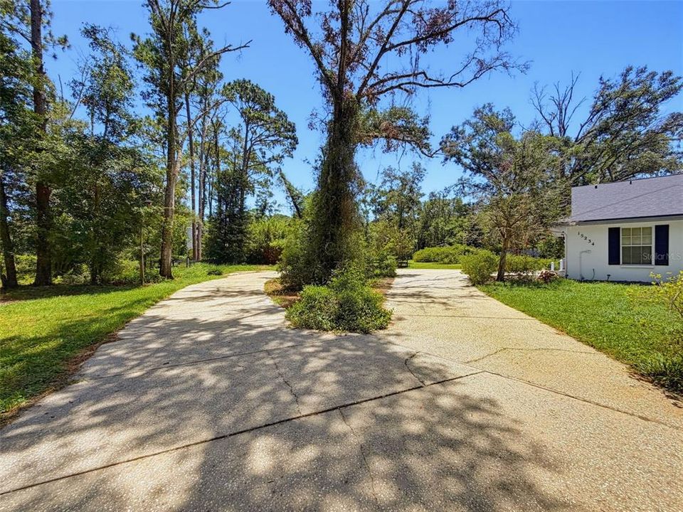 En Venta: $820,000 (6 camas, 3 baños, 4026 Pies cuadrados)