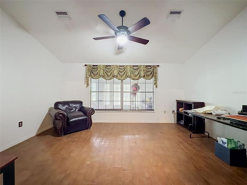 En Venta: $820,000 (6 camas, 3 baños, 4026 Pies cuadrados)