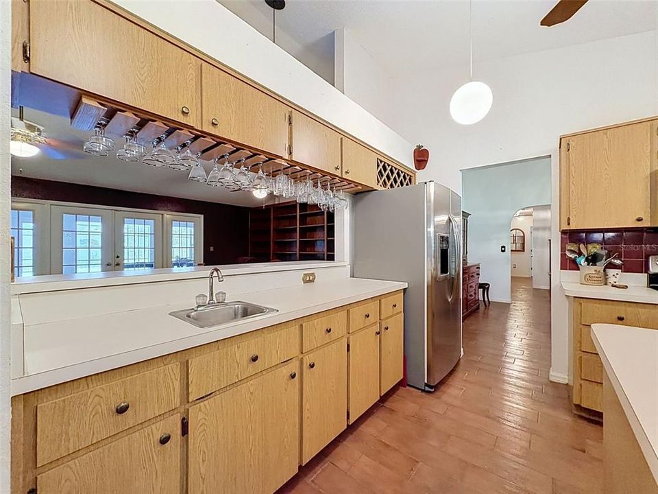 En Venta: $820,000 (6 camas, 3 baños, 4026 Pies cuadrados)