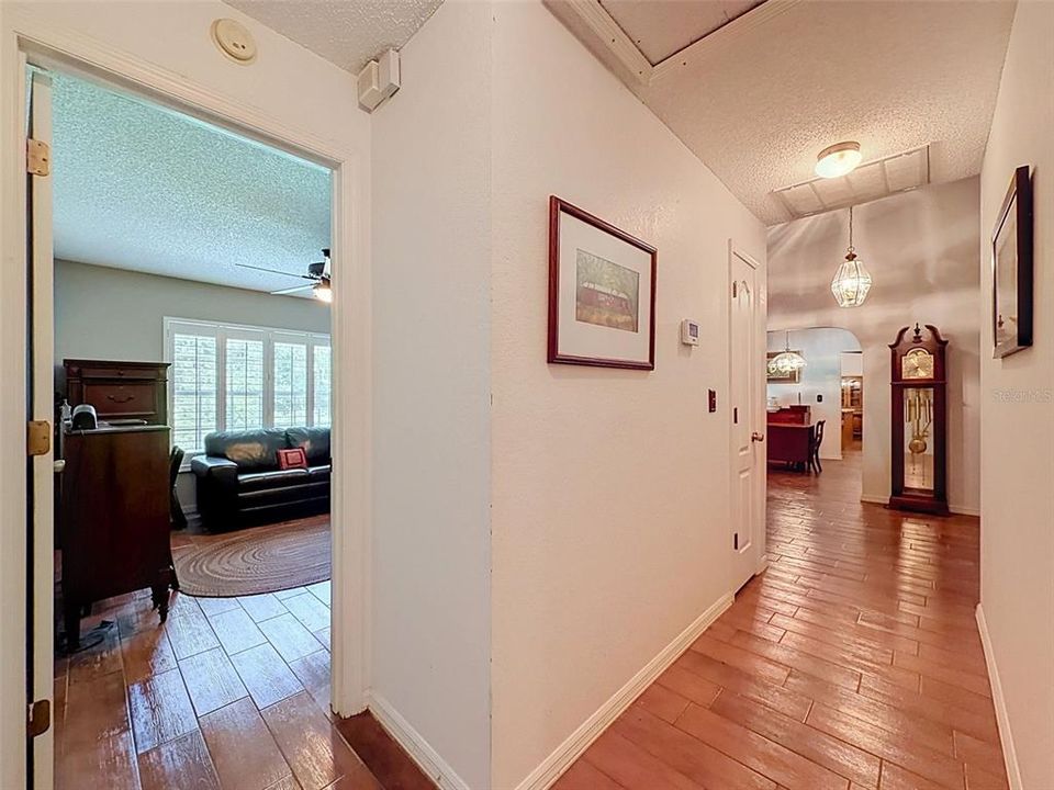 En Venta: $820,000 (6 camas, 3 baños, 4026 Pies cuadrados)