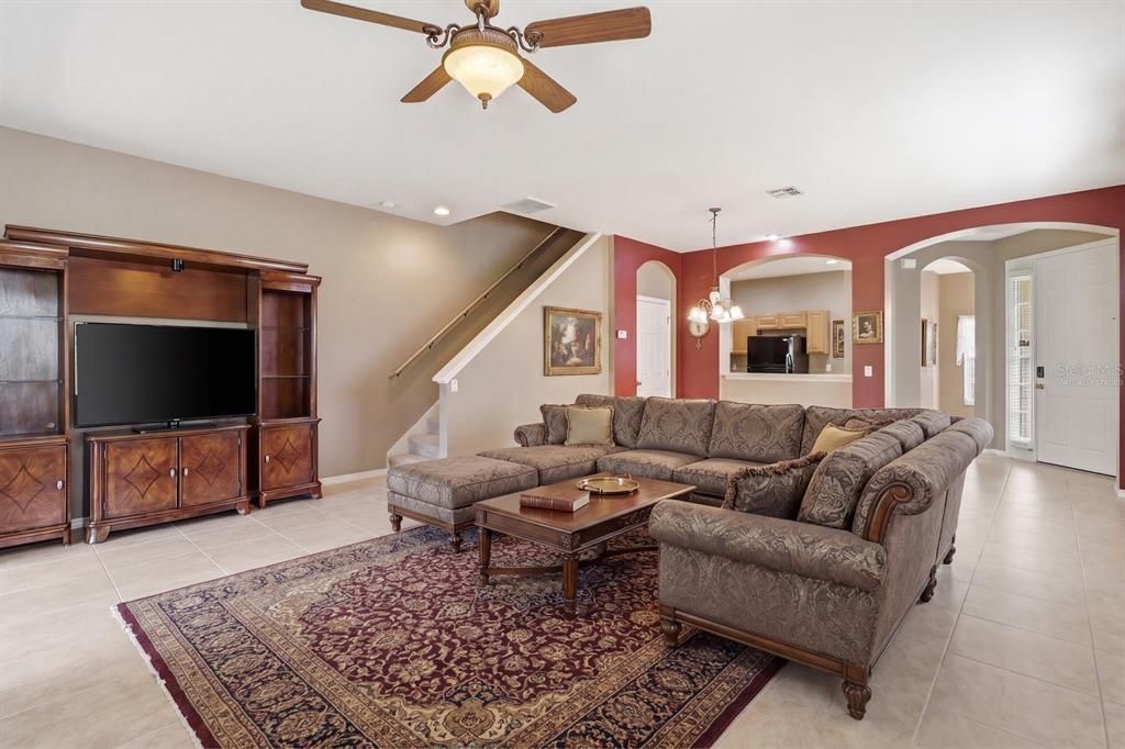 For Sale: $214,900 (3 beds, 2 baths, 1655 Square Feet)