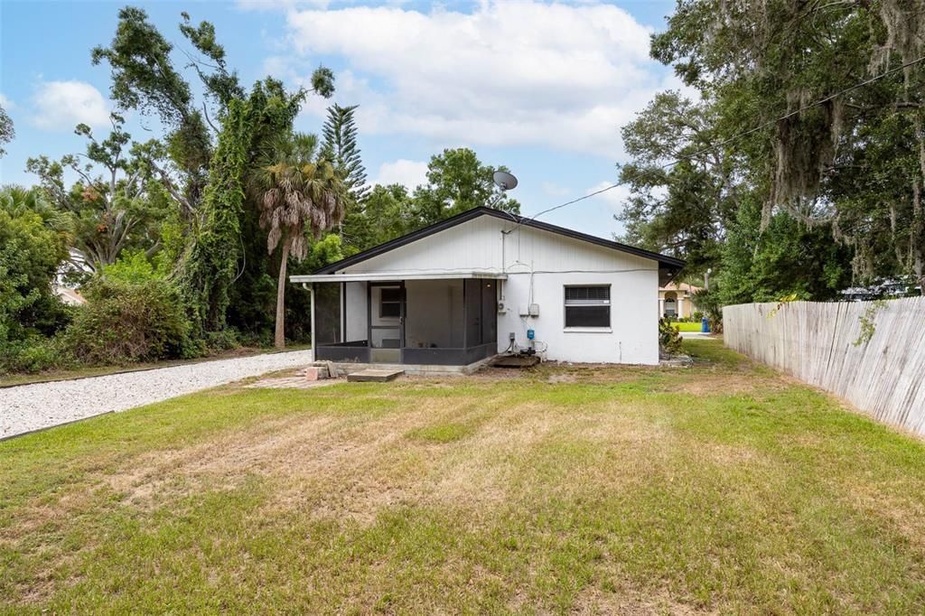 En Venta: $449,000 (2 camas, 2 baños, 1376 Pies cuadrados)