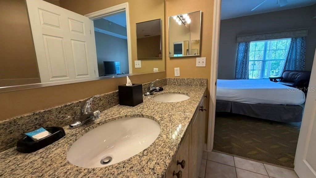 For Sale: $295,000 (3 beds, 2 baths, 1437 Square Feet)