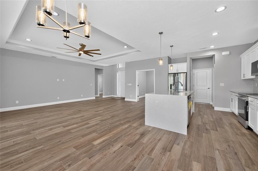 For Sale: $445,000 (3 beds, 2 baths, 1740 Square Feet)