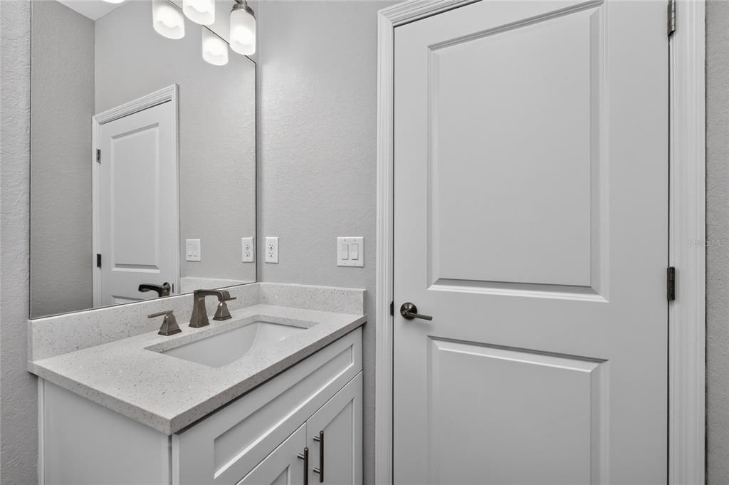 For Sale: $445,000 (3 beds, 2 baths, 1740 Square Feet)