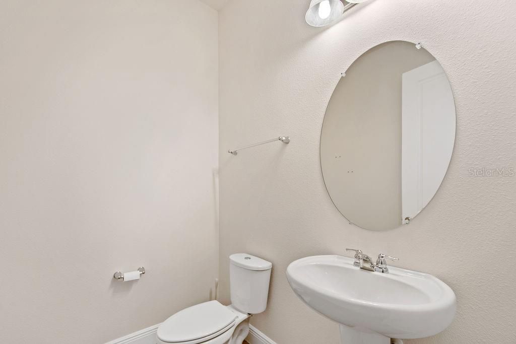 В аренду: $5,500 (6 спален, 4 ванн, 4522 Квадратных фут)