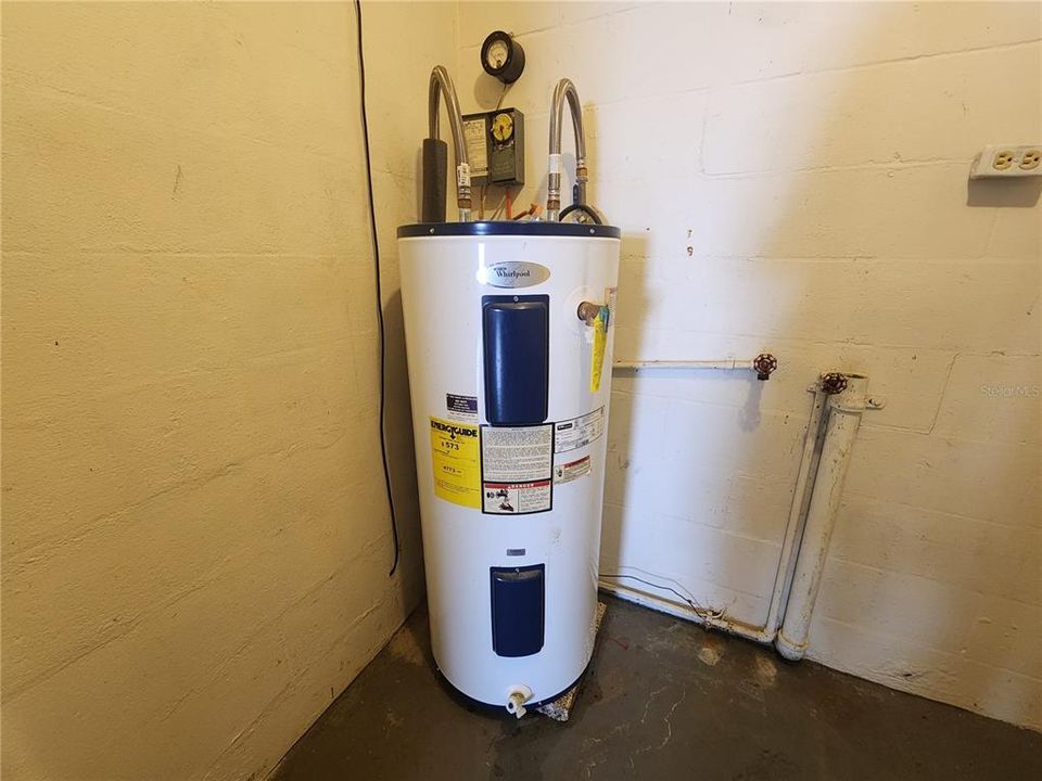 Activo con contrato: $149,000 (2 camas, 1 baños, 815 Pies cuadrados)