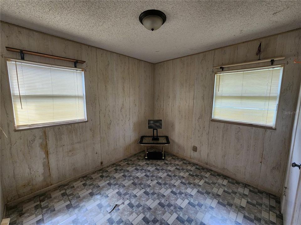 Activo con contrato: $149,000 (2 camas, 1 baños, 815 Pies cuadrados)