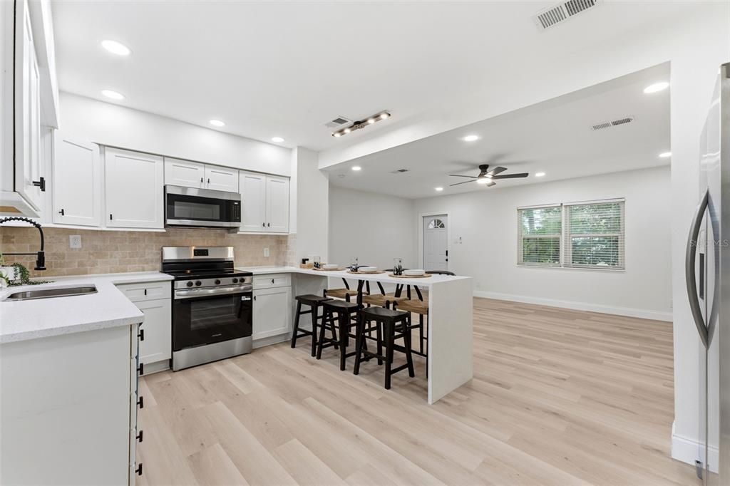 En Venta: $500,000 (4 camas, 2 baños, 1480 Pies cuadrados)