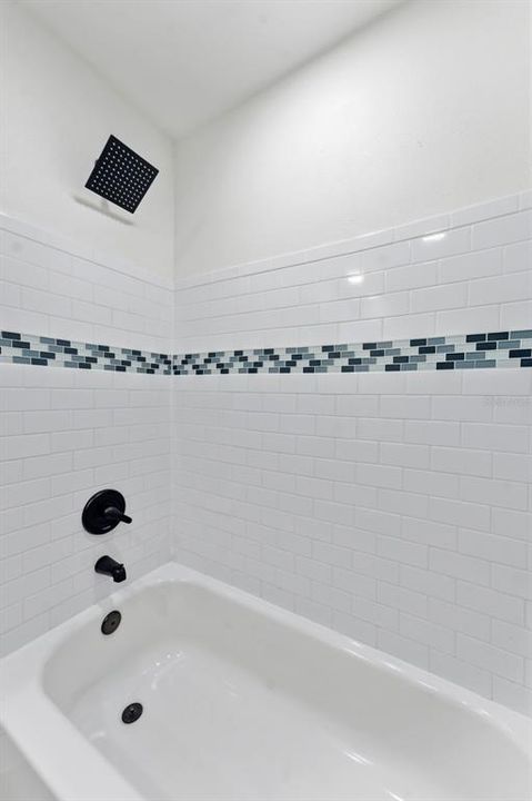 En Venta: $500,000 (4 camas, 2 baños, 1480 Pies cuadrados)