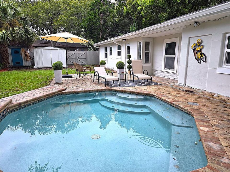En Venta: $500,000 (4 camas, 2 baños, 1480 Pies cuadrados)