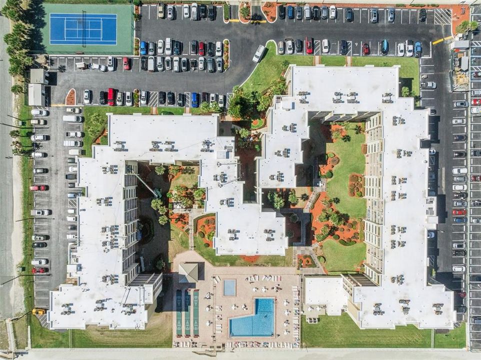 En Venta: $425,000 (2 camas, 2 baños, 944 Pies cuadrados)